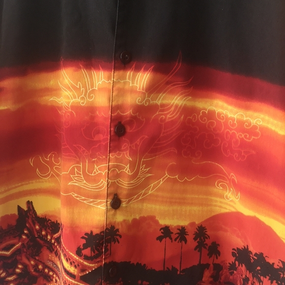 Vintage Men's XL UR Urban Rags Clothing Inc Button Short-sleeve Dragon Graphics - Picture 2 of 7